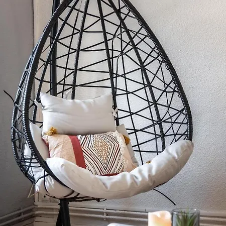 Le Cocon / Free Parking / Wifi / Netflix * קרקסון