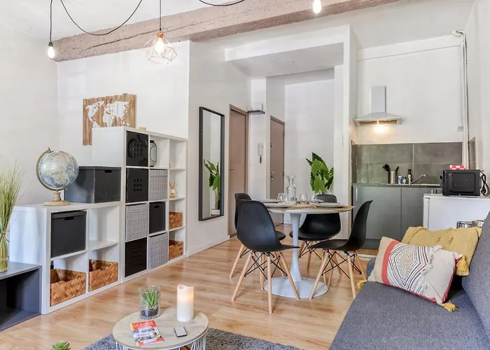 Le Cocon / Free Parking / Wifi / Netflix